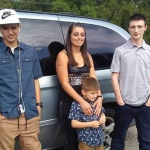 Meet your Posher, Christina